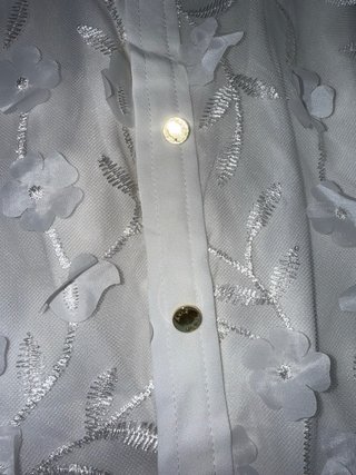 Blusa Anne Klein floral blanca