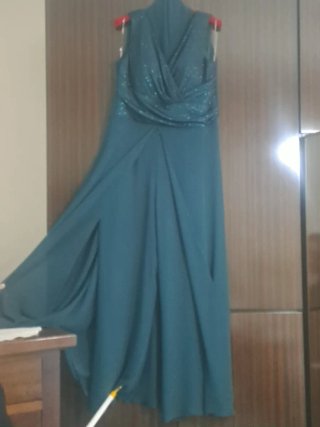 Vestito da cerimonia verde scintillante
