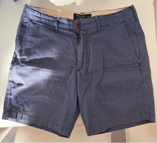 Pantalón corto Abercrombie & Fitch T30
