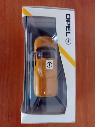 Opel Combo Tour 2002 Minichamps 1:43