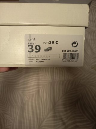Zapatos náuticos de piel negros y marrones