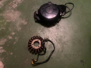 Tapa  Kawasaki estator alternador gpz500  kle500