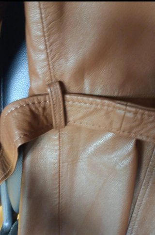 Chaqueta de cuero F & Co marrón