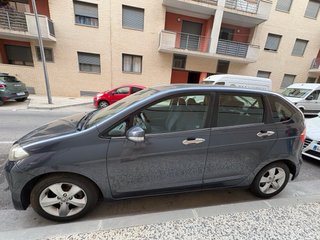 Honda FR-V 2007