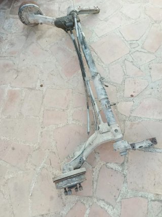 Renault R19 eje trasero