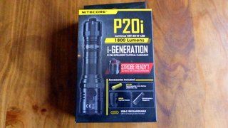 Linterna Táctica NITECORE P20i 1800 Lúmenes NUEVA