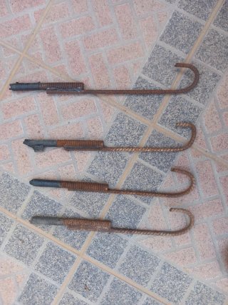 Ganchos para farolas de 35x1,6 cm