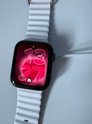 AppleWatch Negro + correa blanca + caja + cargador