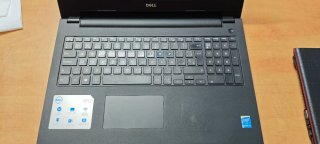Portátil Dell Inspiron 15 Serie 3000 Negro