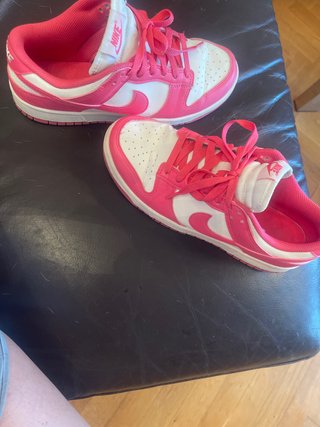 Zapatillas Nike Dunk Low Rosa y Blanco
