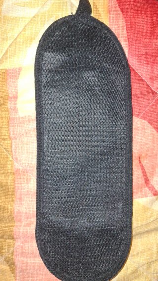 Pack de 2 Riñoneras una para botella de agua.