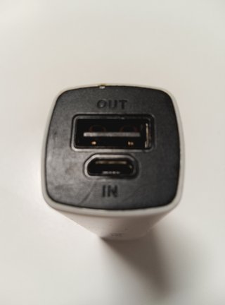Batería Externa PowerBank Ideus Compacta + Cable