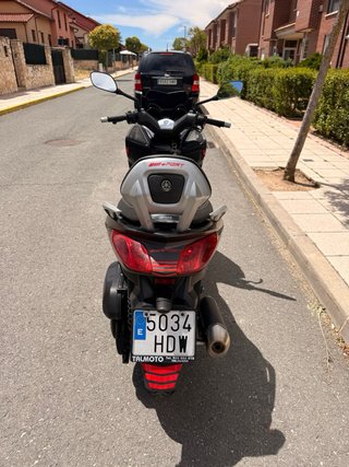 Yamaha XMAX 250 Negra/Gris