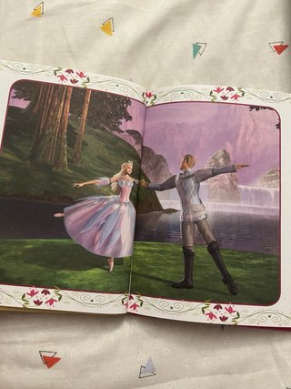 Libro Barbie en el Lago de los Cisnes