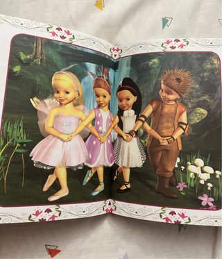 Libro Barbie en el Lago de los Cisnes