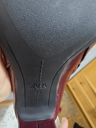 Botas altas Zara rojo burdeos