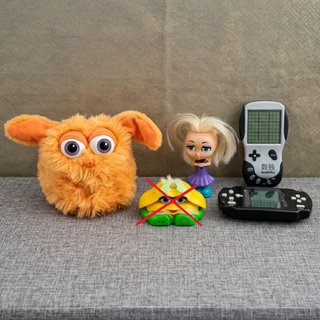 Lote Furby 1998 + Sudoku electrónico + Muñeca