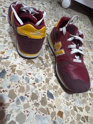 Zapatillas New Balance 373 Rojo/Amarillo