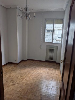 Puertas, ventanas y rodapiés - por reforma