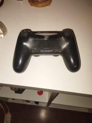 Controller PS4 Sony con difetto