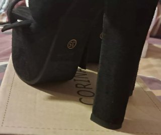 Sandalias de tacón negras