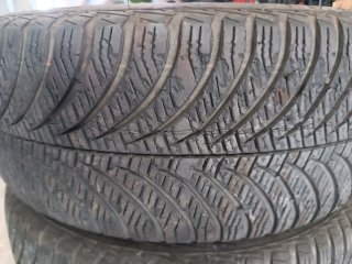 Llantas con neumáticos de contacto