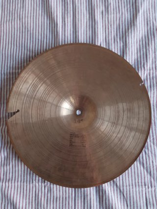 Hi-hat Paiste 2002 Black Label 14", Reparado!