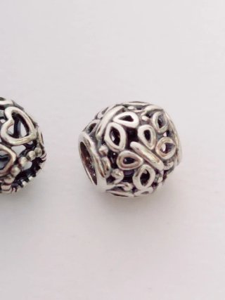 Charm Pandora Cuori e charm Farfalle