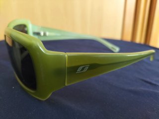 Gafas de sol Sting con montura rectangular.