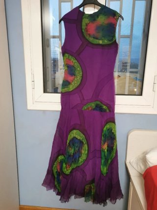Vestido estampado estilo vintage morado y verde