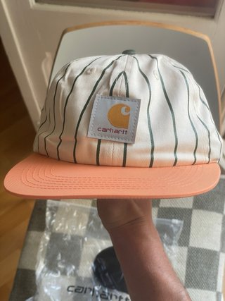 Gorra Carhartt WIP Blanca Rayas Verdes