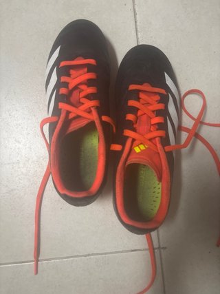 Botas de fútbol Adidas Predator Negras Naranja