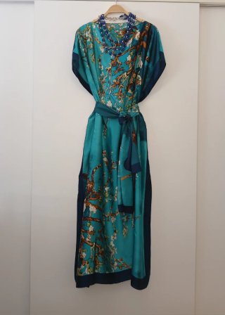 Vestido Kaftan Largo Estampado Jardín Japonés