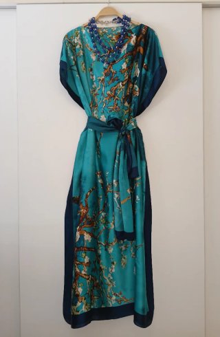 Vestido Kaftan Largo Estampado Jardín Japonés