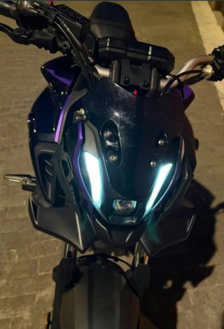 Yamaha MT-07 del 2023 Negra/Morada 25000km limitad
