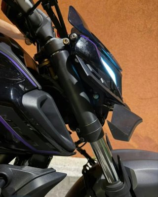 Yamaha MT-07 del 2023 Negra/Morada 25000km limitad