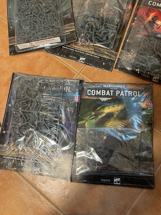 Warhammer + Combat Patrol Tiranidos + Trygon + ext
