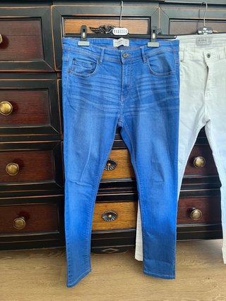 2 Vaqueros Pull&Bear Talla L