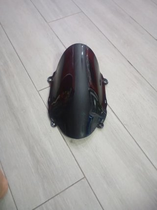 QJMotor SRK 550ss cupula pantalla parabrisas moto