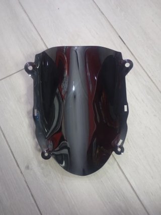 QJMotor SRK 550ss cupula pantalla parabrisas moto
