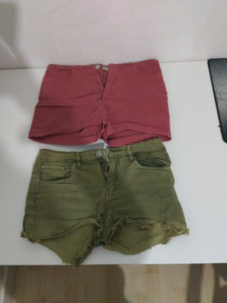 Lote 5 pantalones y 1 falda