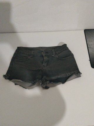 Lote 5 pantalones y 1 falda
