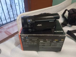 Videocámara Sony FDR-AX100 4K Negra