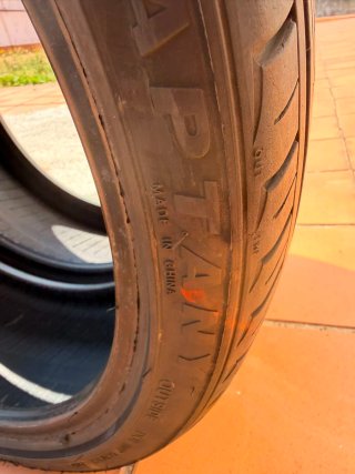 Neumaticos 215/35 R18