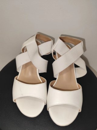 Sandalias blancas tacón 5cm