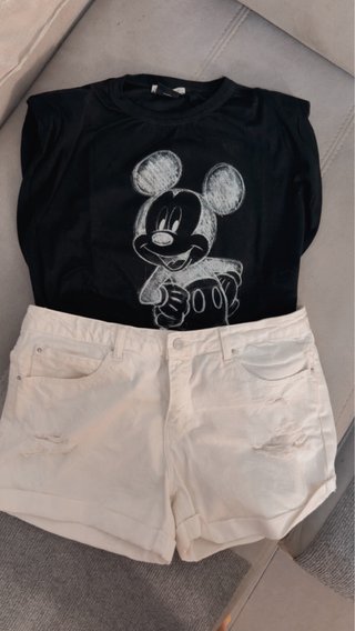 Conjunto Camiseta Mickey y Shorts Blancos