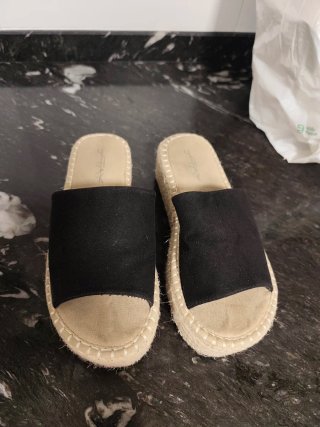 Sandalias plataforma STAY negras talla 37