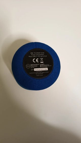 Altavoz azul con luces