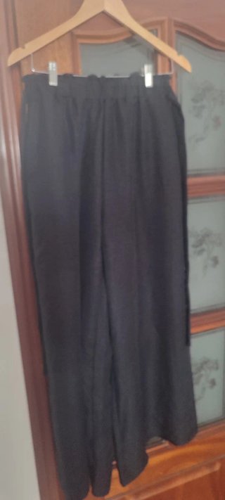 Pantalón negro ancho sin estrenar