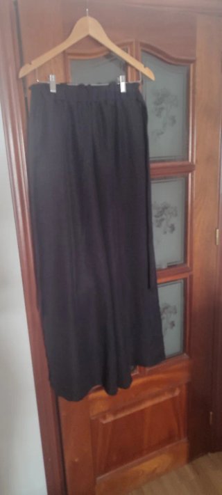 Pantalón negro ancho sin estrenar